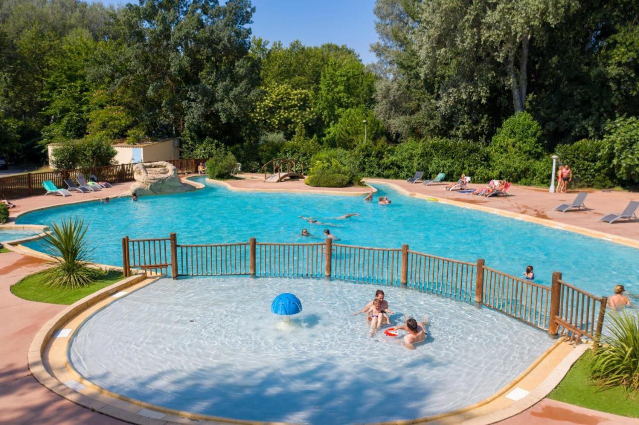 Campsite Du Pont D'avignon