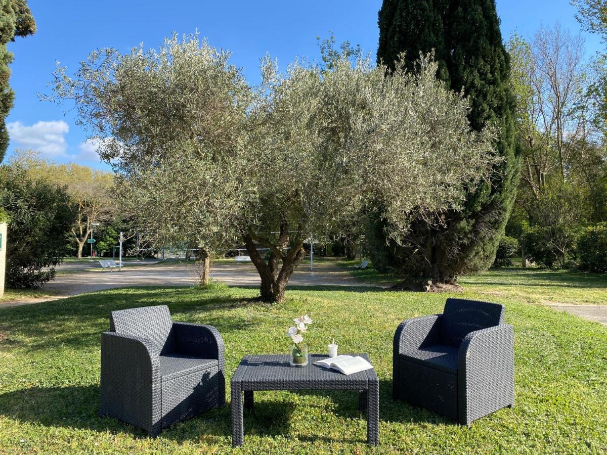 Campsite Du Pont D'avignon Avignon